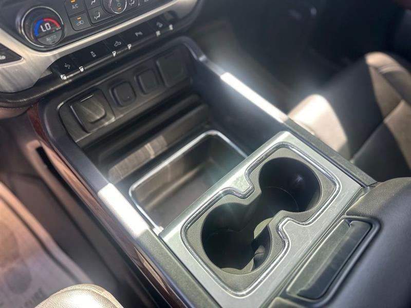 GMC Sierra 1500 SLT Crew Cab Long Box 4WD 2018