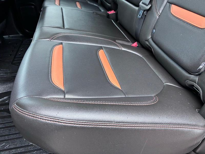 GMC Sierra 1500 AT4 Crew Cab Long Box 4WD 2019