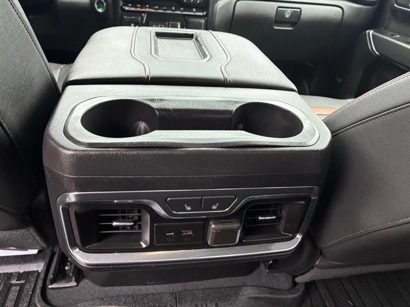 GMC Sierra 1500 AT4 Crew Cab Long Box 4WD 2019