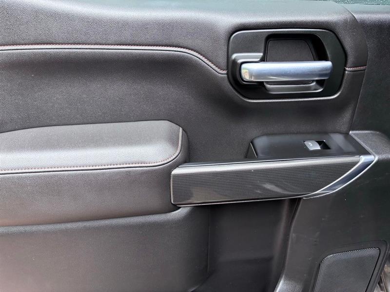 GMC Sierra 1500 AT4 Crew Cab Long Box 4WD 2019