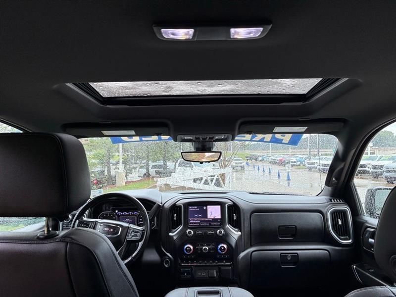 GMC Sierra 1500 AT4 Crew Cab Long Box 4WD 2019