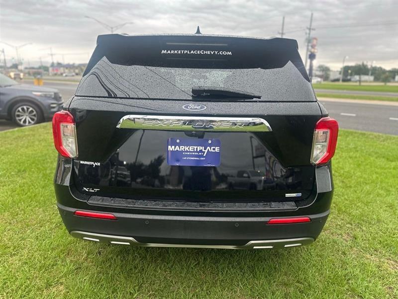 Ford Explorer XLT AWD 2022