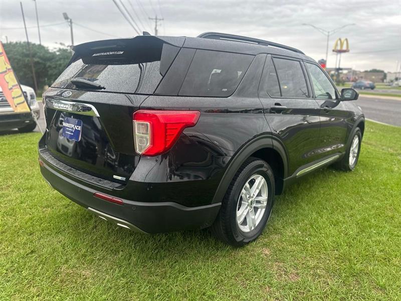Ford Explorer XLT AWD 2022