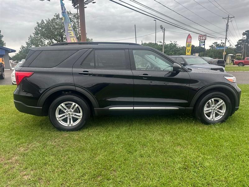 Ford Explorer XLT AWD 2022