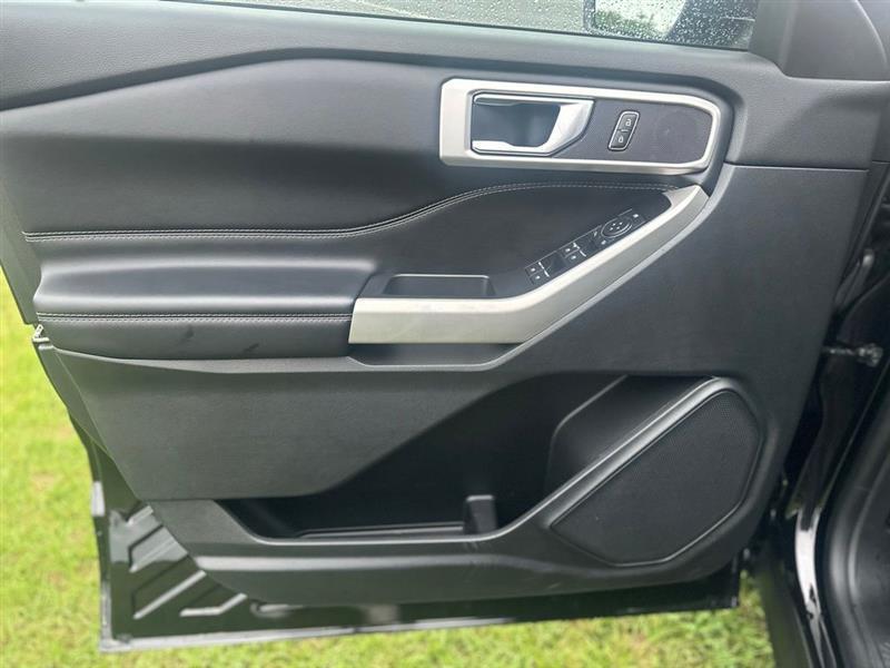 Ford Explorer XLT AWD 2022