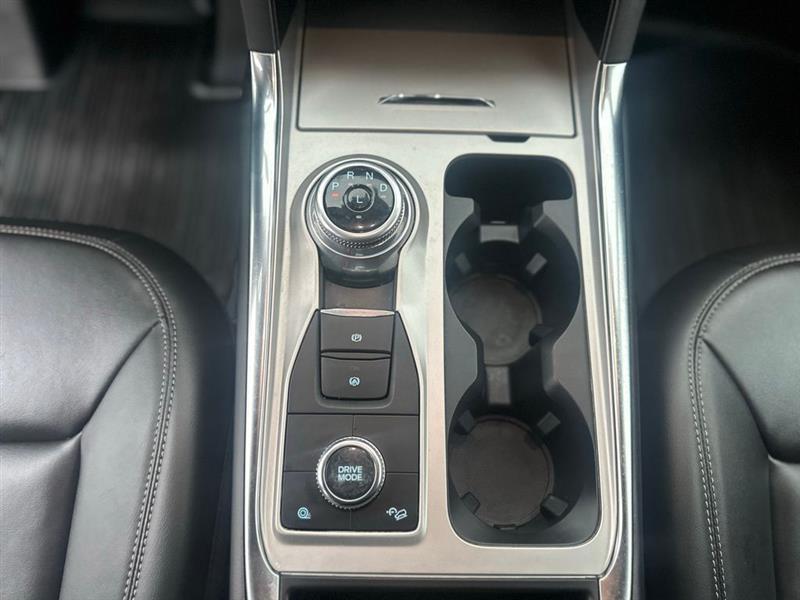 Ford Explorer XLT AWD 2022