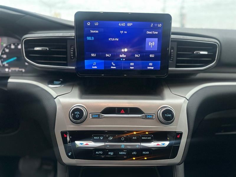 Ford Explorer XLT AWD 2022