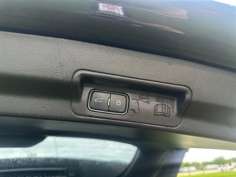 Ford Explorer XLT AWD 2022