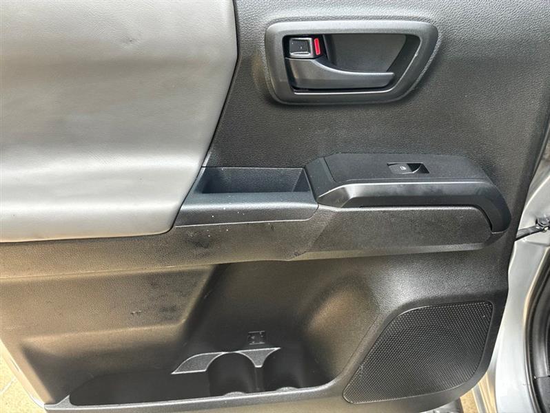 Toyota Tacoma SR5 Double Cab I4 2WD 2021