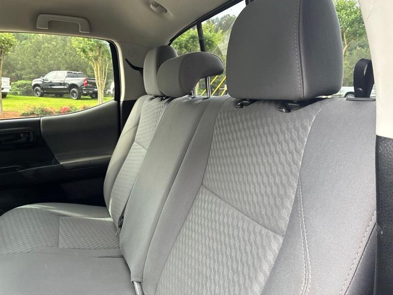 Toyota Tacoma SR5 Double Cab I4 2WD 2021