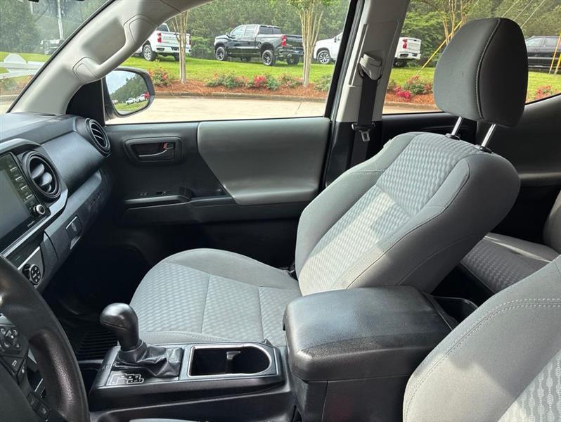 Toyota Tacoma SR5 Double Cab I4 2WD 2021