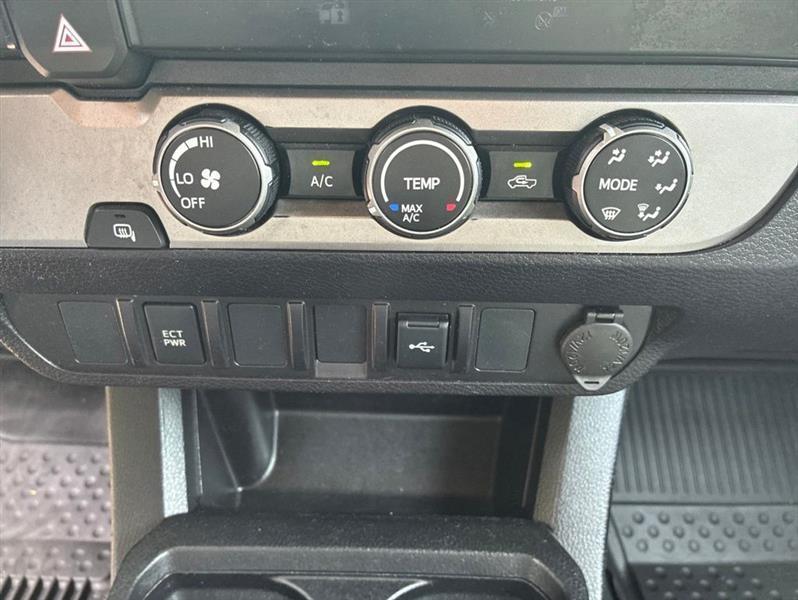 Toyota Tacoma SR5 Double Cab I4 2WD 2021
