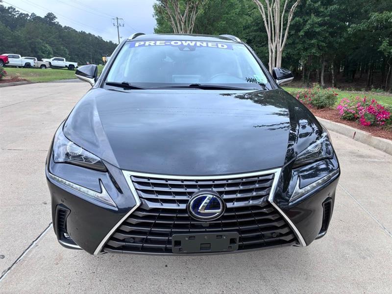 Lexus NX 300h Luxury 2021