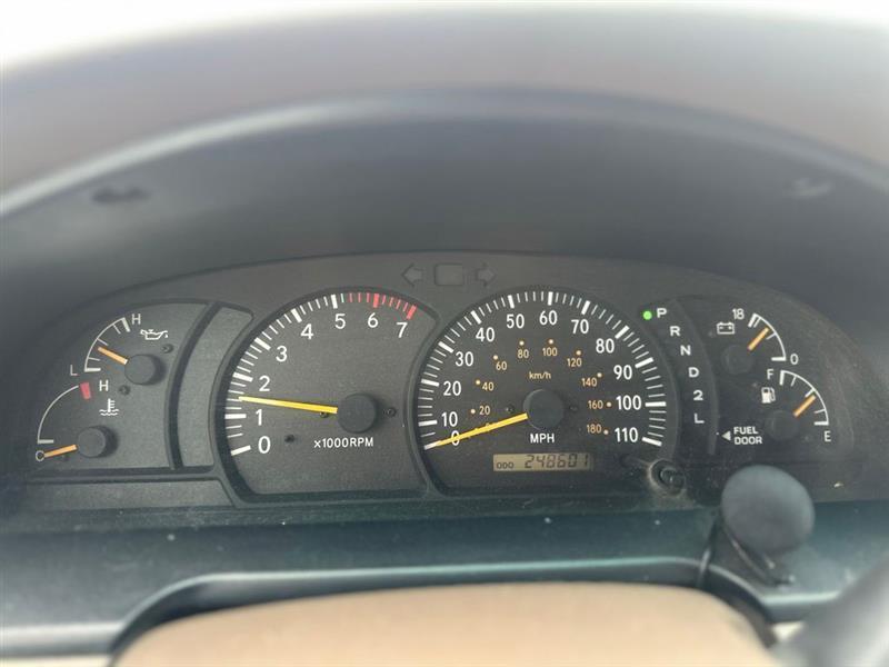 Toyota Tundra SR5 Access Cab 2WD 2003