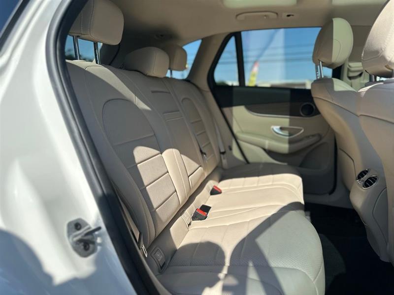 Mercedes-Benz GLC-Class GLC300 4MATIC 2022