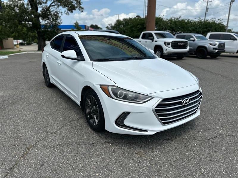 Hyundai Elantra Value Edition 6A 2017