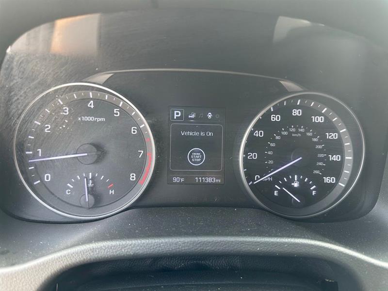 Hyundai Elantra Value Edition 6A 2017