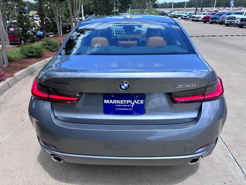 BMW 3-Series 330i 2025