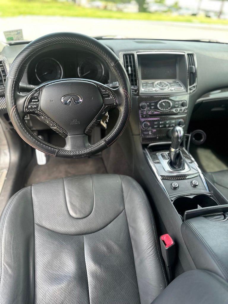 Infiniti Q60 Coupe Journey 2015