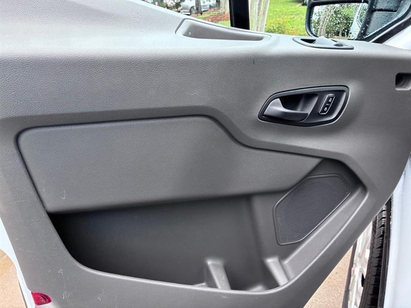 Ford Transit 250 Van 2025