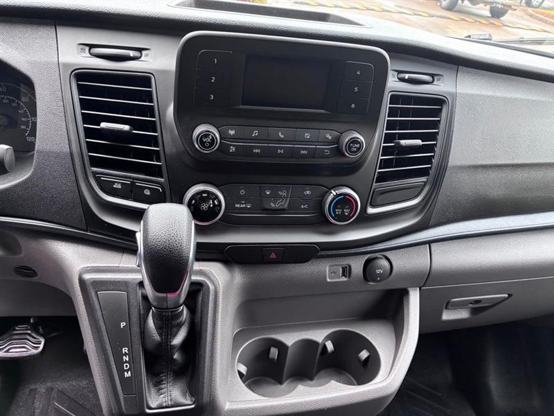 Ford Transit 250 Van 2025