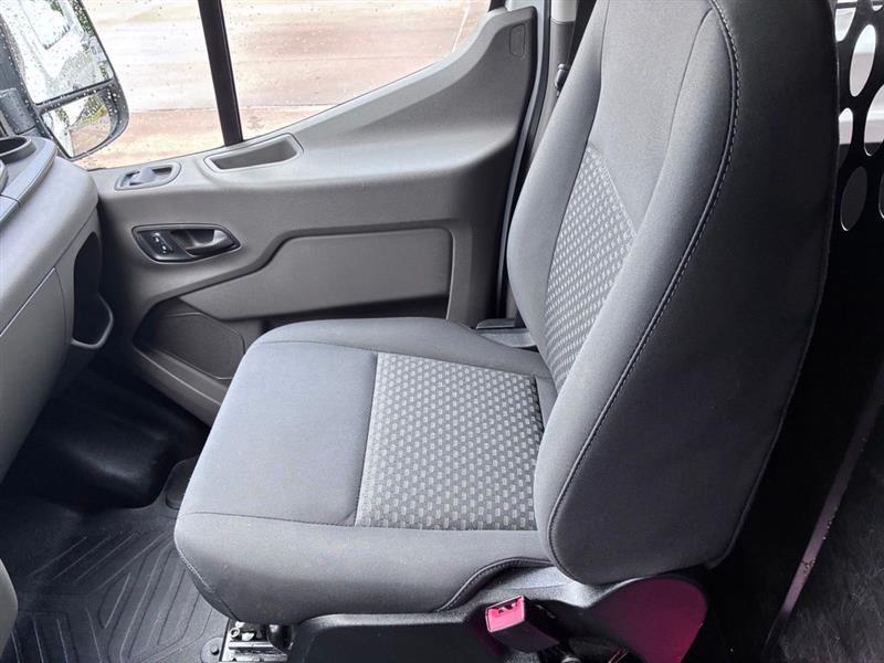 Ford Transit 250 Van 2025