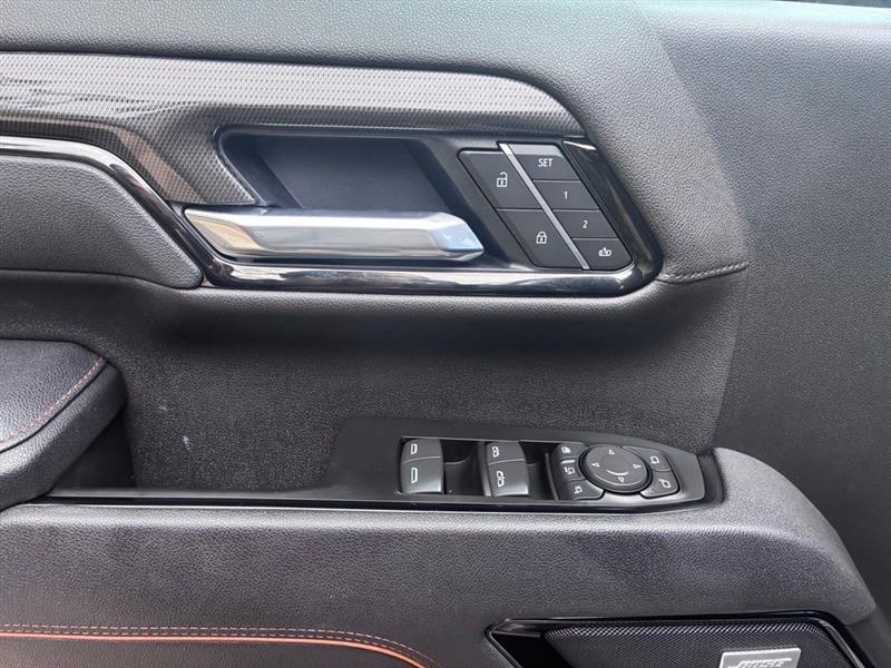GMC Sierra 2500HD AT4 Crew Cab 4WD 2025