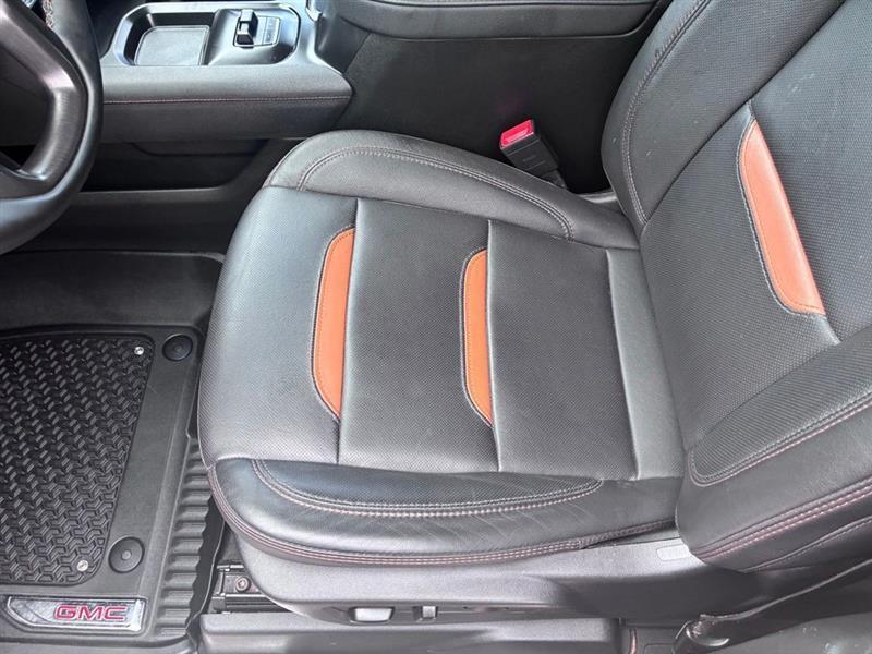 GMC Sierra 2500HD AT4 Crew Cab 4WD 2025