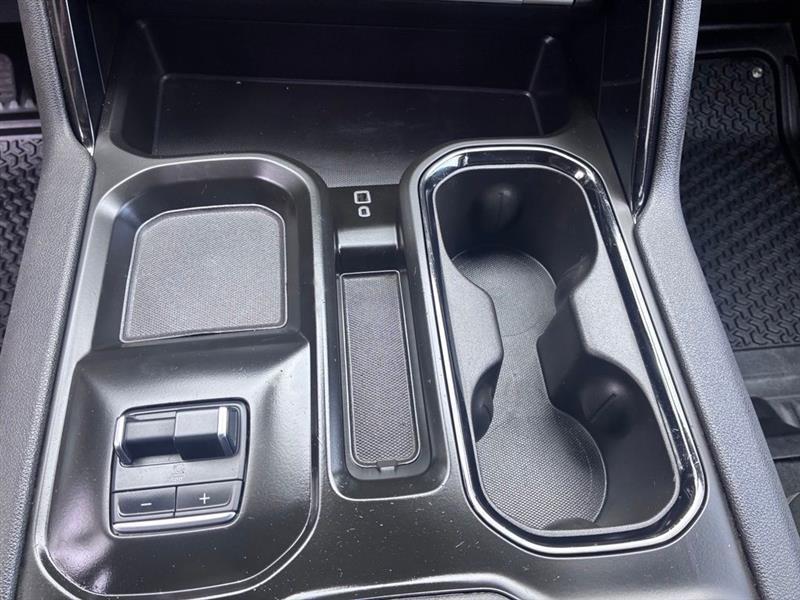 GMC Sierra 2500HD AT4 Crew Cab 4WD 2025