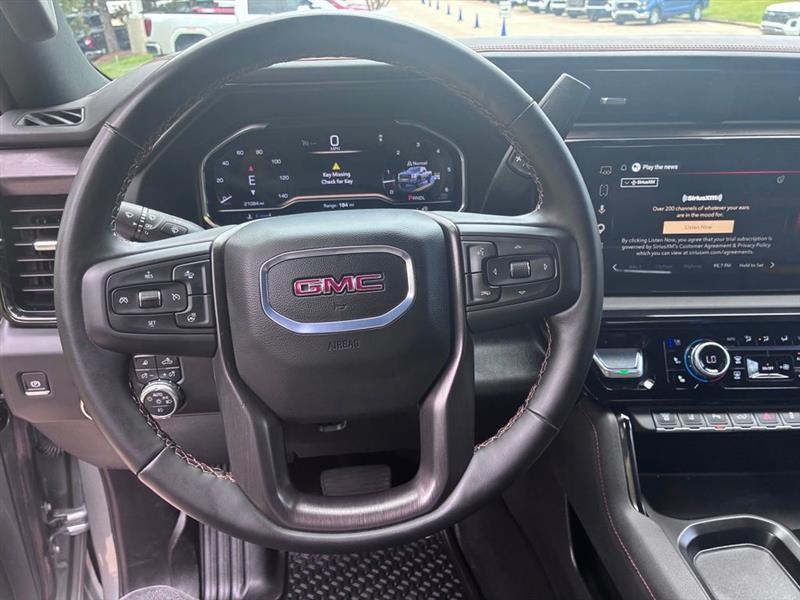 GMC Sierra 2500HD AT4 Crew Cab 4WD 2025