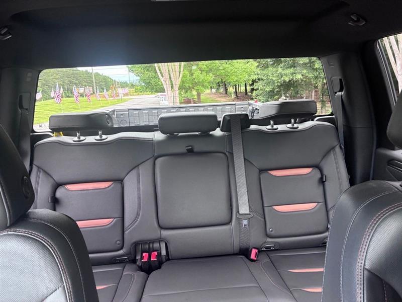 GMC Sierra 2500HD AT4 Crew Cab 4WD 2025