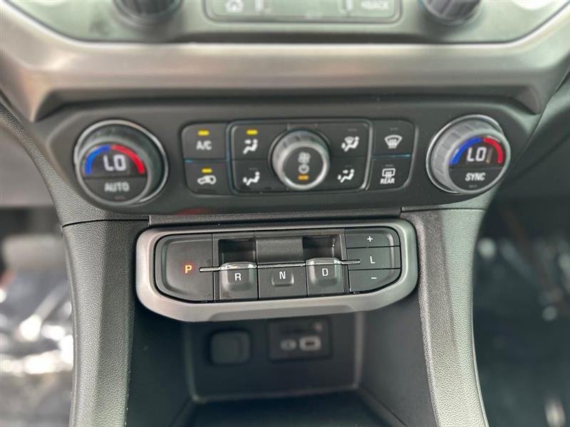 GMC Acadia SLE 2023