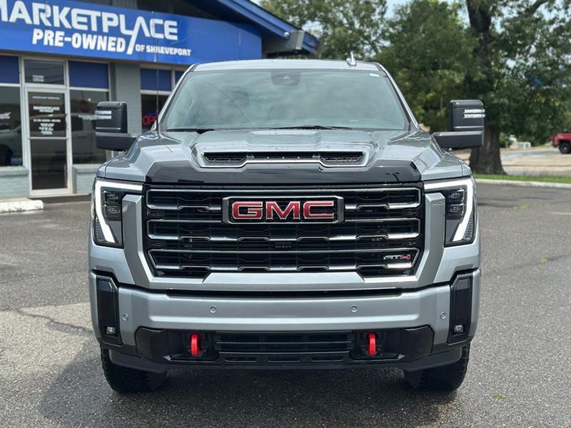 GMC Sierra 2500HD AT4 Crew Cab 4WD 2025