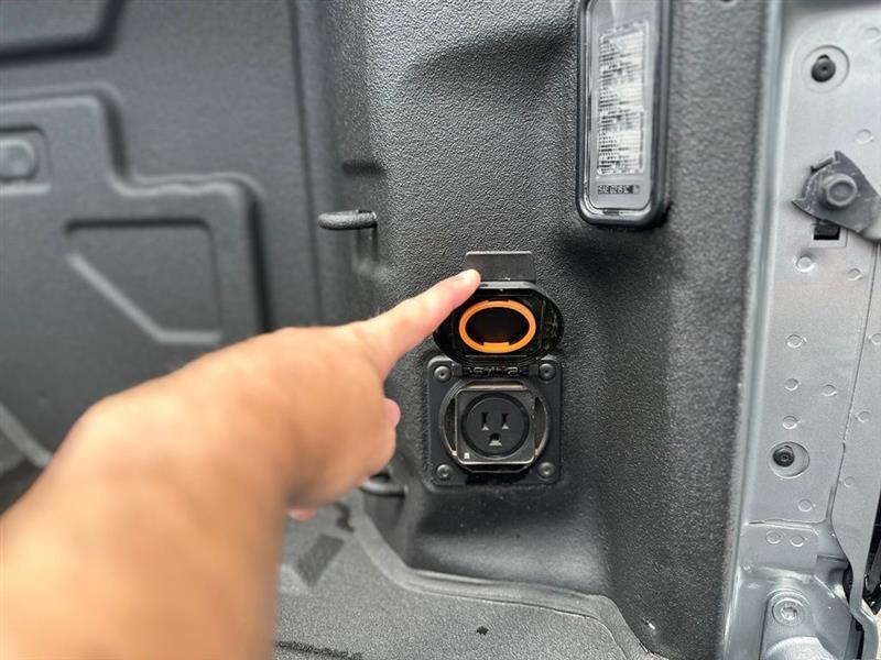 GMC Sierra 2500HD AT4 Crew Cab 4WD 2025