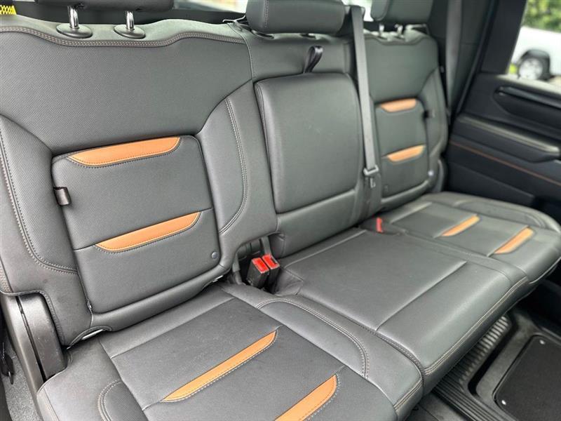 GMC Sierra 2500HD AT4 Crew Cab 4WD 2025