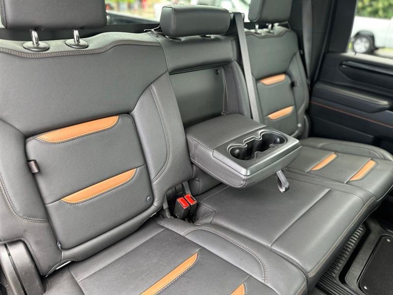 GMC Sierra 2500HD AT4 Crew Cab 4WD 2025
