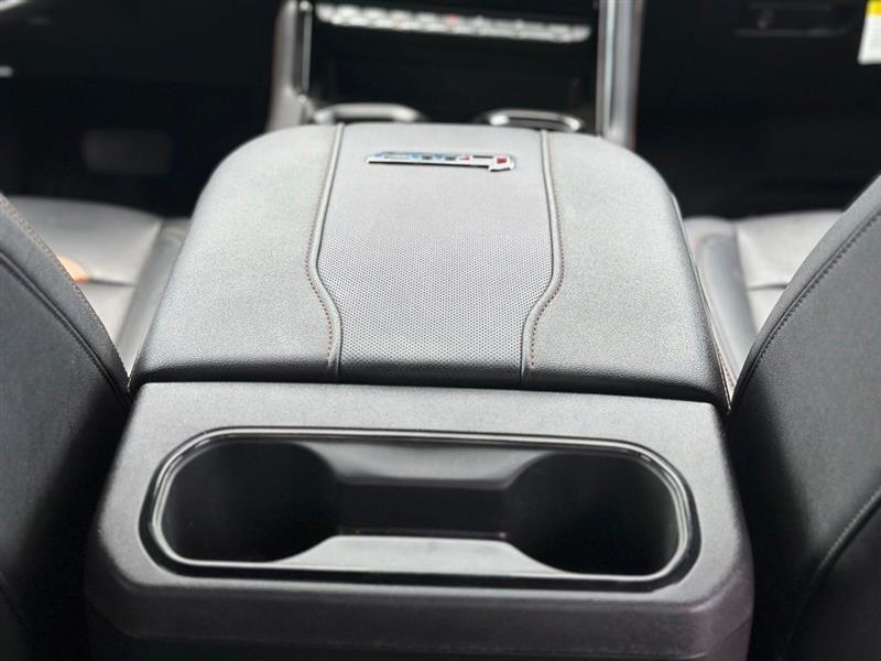 GMC Sierra 2500HD AT4 Crew Cab 4WD 2025