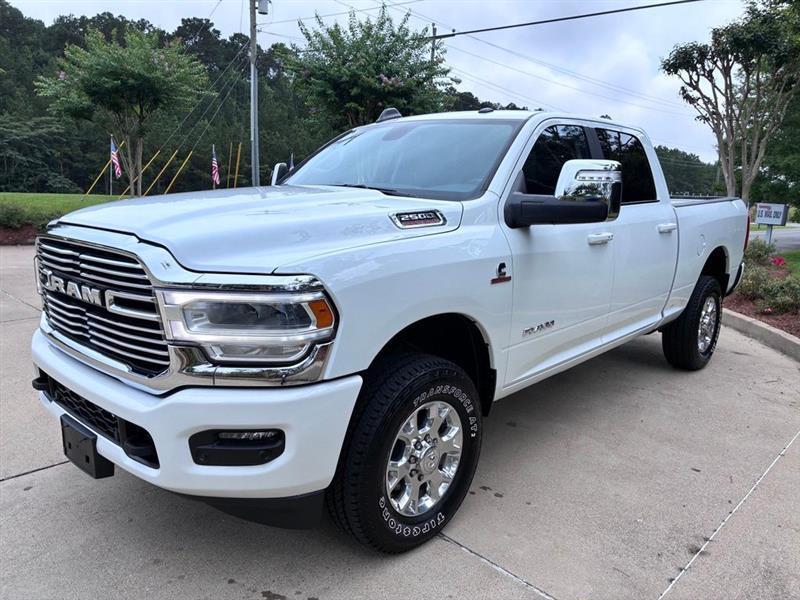 RAM 2500 Laramie Crew Cab SWB 4WD 2024