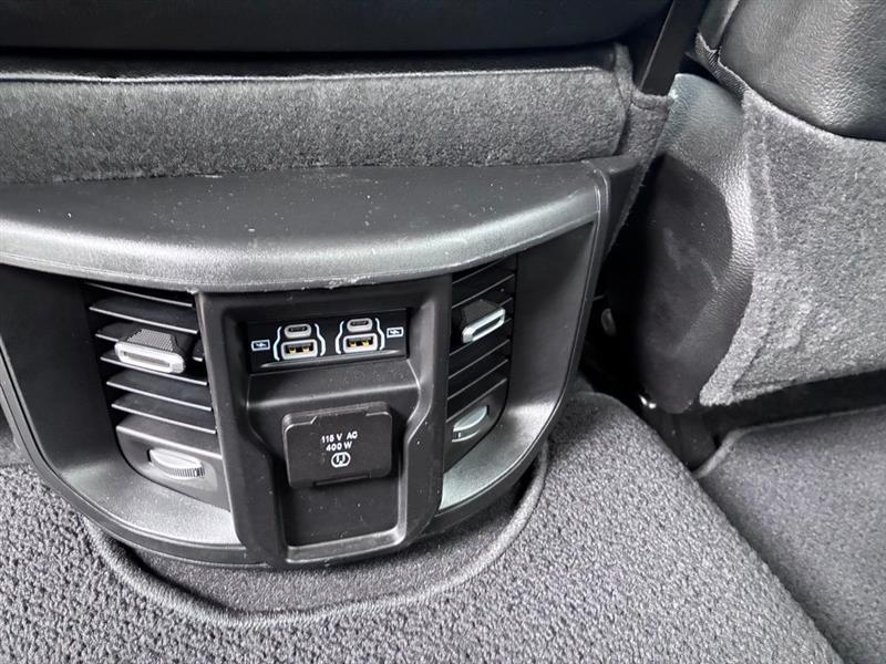 RAM 2500 Laramie Crew Cab SWB 4WD 2024
