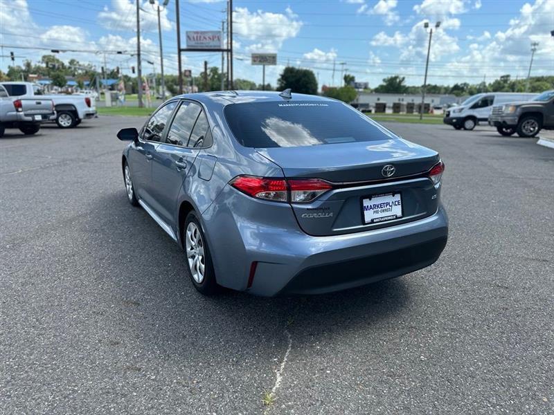 Toyota Corolla LE 2023