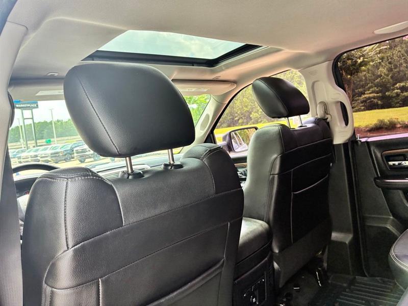 RAM 1500 Laramie Crew Cab SWB 2WD 2017