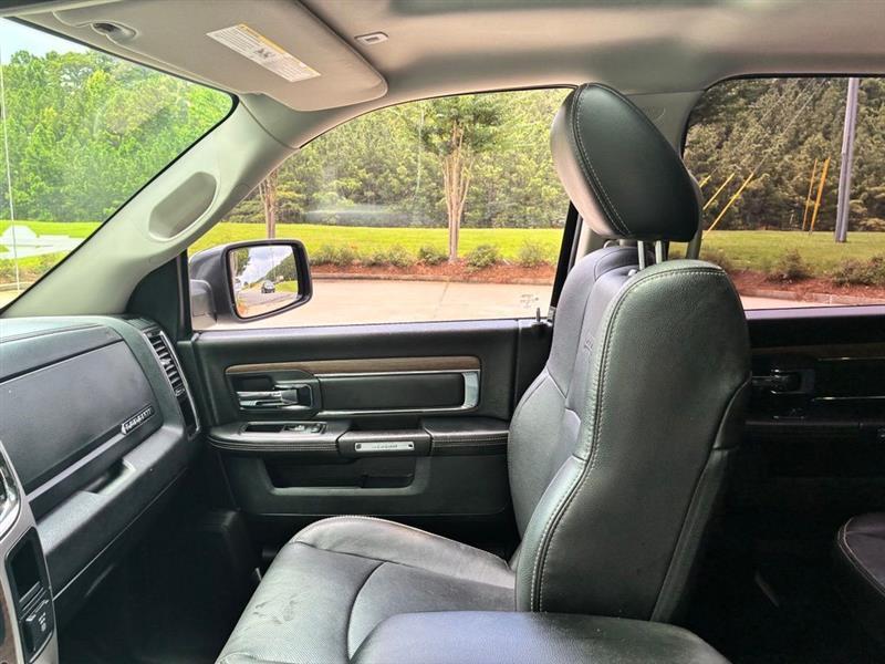 RAM 1500 Laramie Crew Cab SWB 2WD 2017