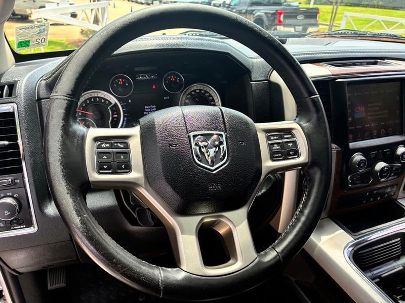RAM 1500 Laramie Crew Cab SWB 2WD 2017