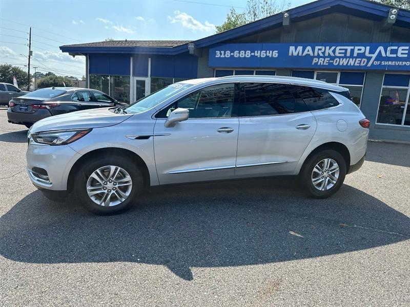 Buick Enclave Essence FWD 2018