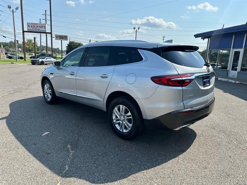 Buick Enclave Essence FWD 2018