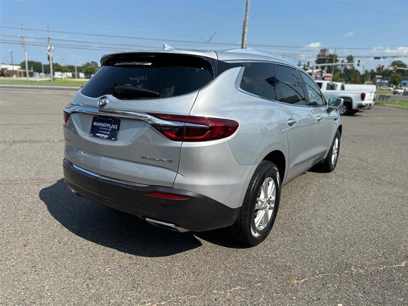 Buick Enclave Essence FWD 2018
