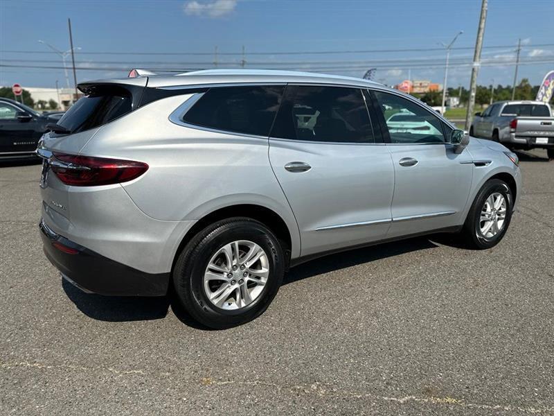 Buick Enclave Essence FWD 2018