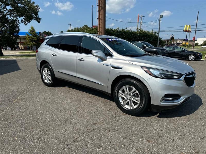 Buick Enclave Essence FWD 2018