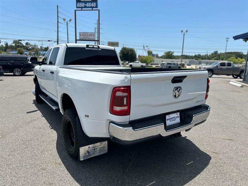 RAM 3500 Tradesman Crew Cab 4WD DRW 2020