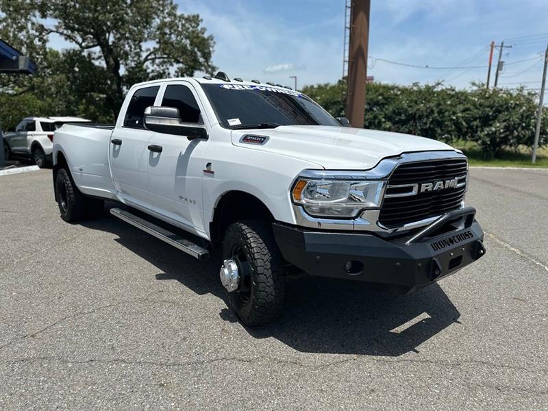 RAM 3500 Tradesman Crew Cab 4WD DRW 2020